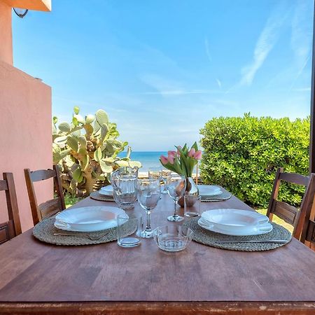 スティンティーノ Sardinia Re - Villino Majaヴィラ エクステリア 写真