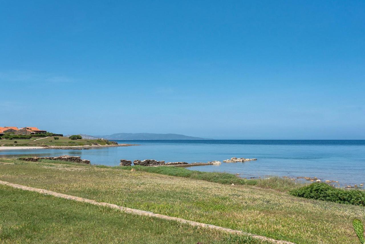 スティンティーノ Sardinia Re - Villino Majaヴィラ エクステリア 写真